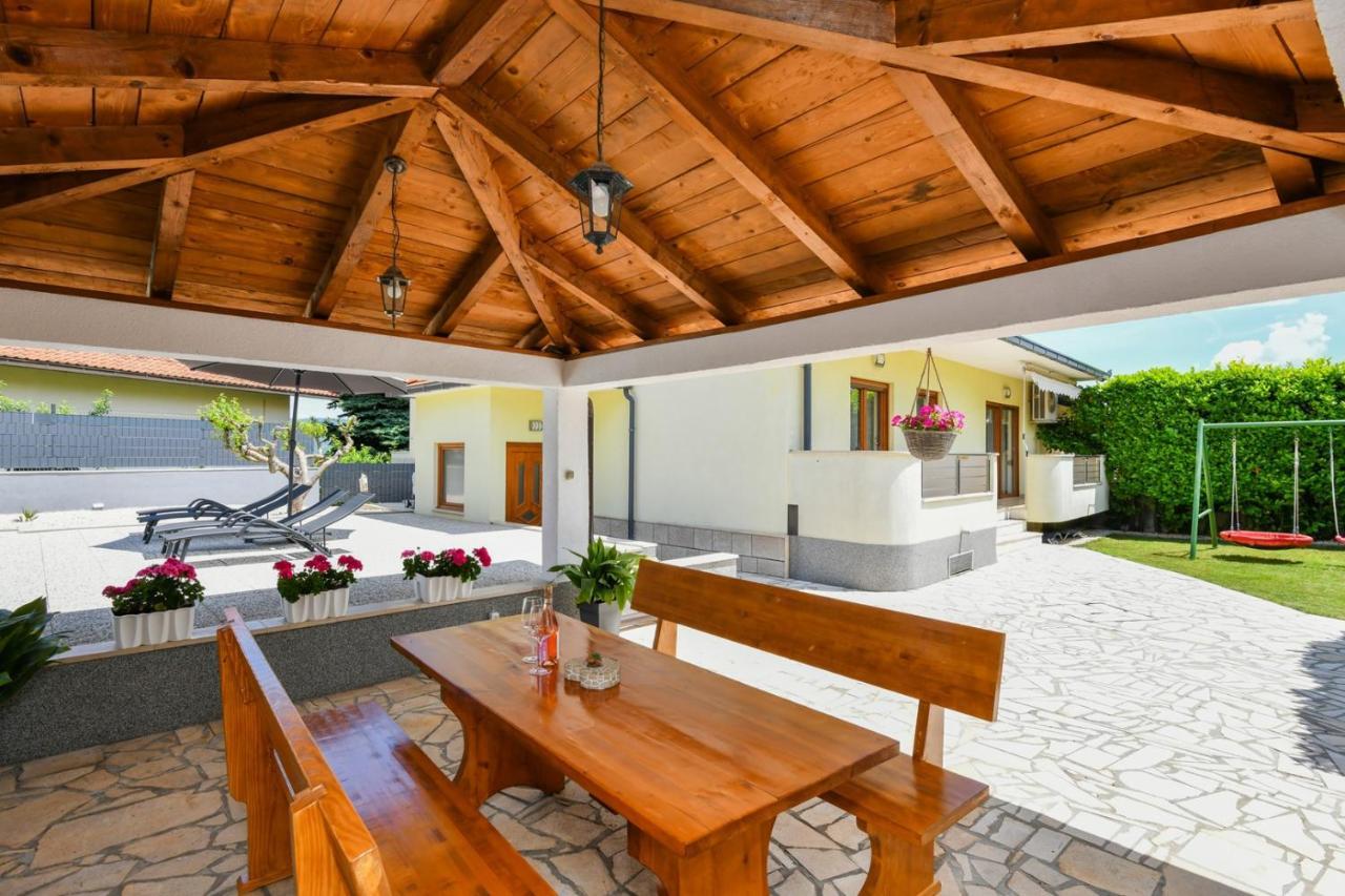 Villa Tea In Imotski, Private Pool Zmijavci Exterior photo